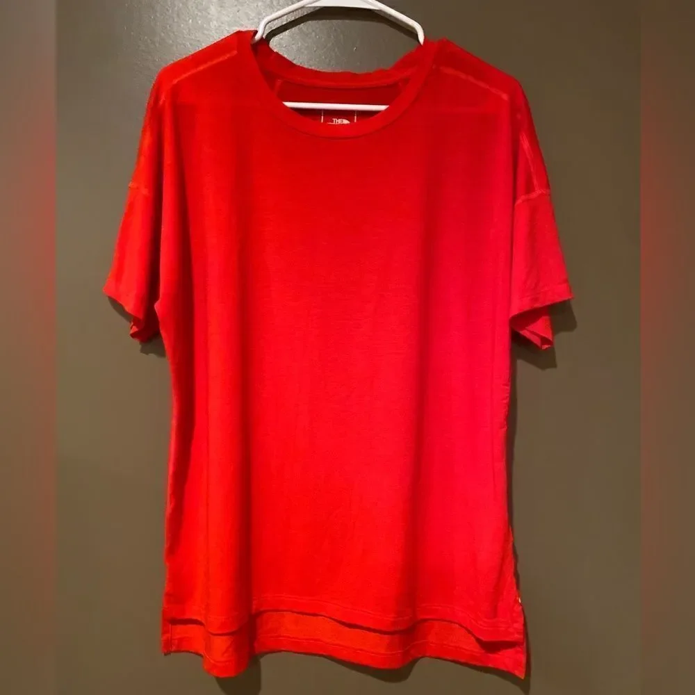 The North Face Red Short Sleeve T-Shirt Size Large - Picture 2 of 6